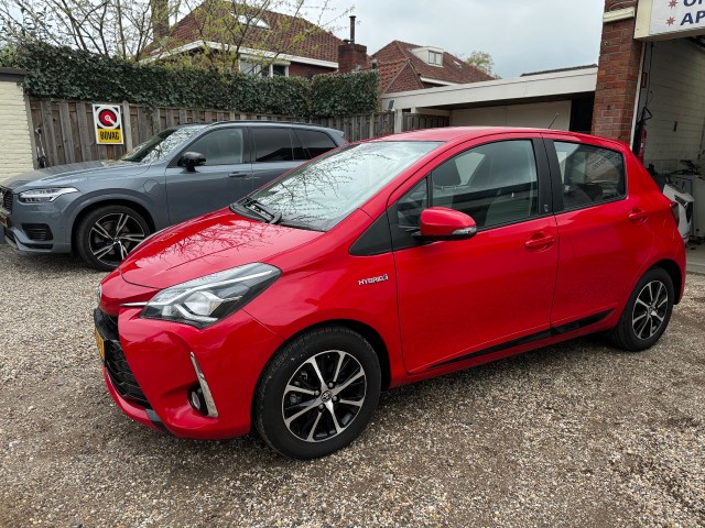 TOYOTA YARIS 1.5 HYB. DESIGN SP., Autobedrijf Gebr. Sprakel, Enschede