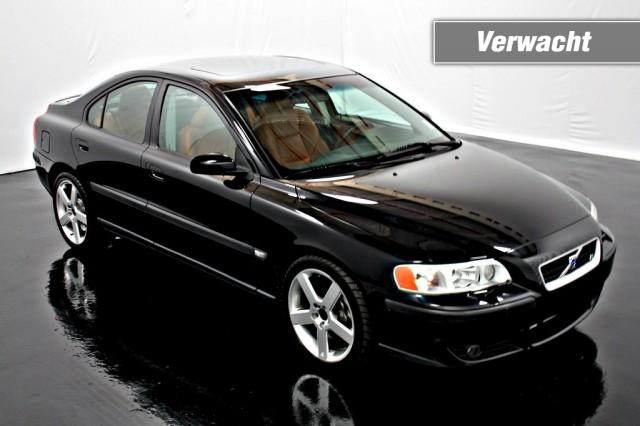 VOLVO S60 youngtimer 5 cilinder automaat, Autobedrijf Gebr. Sprakel, Enschede