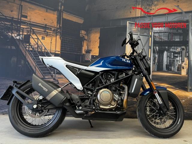 HUSQVARNA 701 vitpilen , Autobedrijf Gebr. Sprakel, Enschede