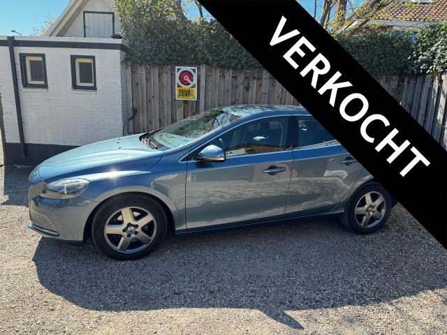 VOLVO V40 1.6 T3 MOMENTUM, Autobedrijf Gebr. Sprakel, Enschede