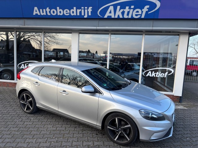 VOLVO V40 2.0 T3 SUMMUM, Autobedrijf Aktief, HAAKSBERGEN