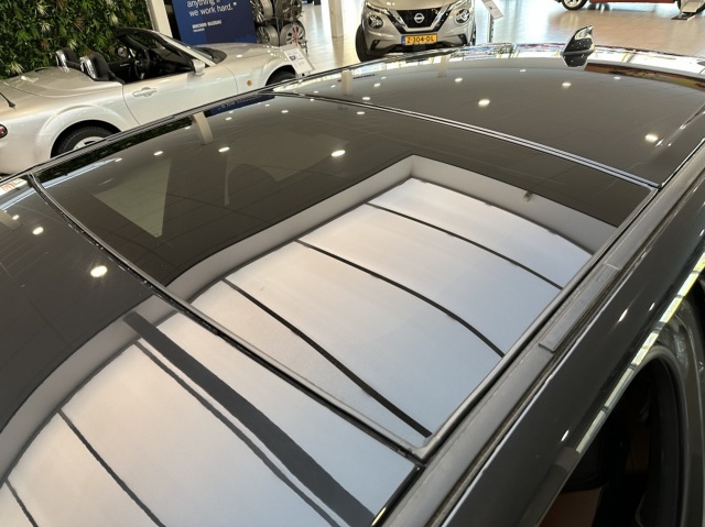 SUZUKI OVERIGE 61 kWh Style [ NU BIJ ONS IN DE SHOWROOM I 10 JAAR GARANTIE ], Wiegerinck B.V., Hengelo