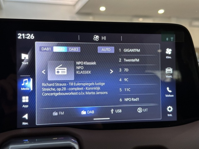 SUZUKI OVERIGE 61 kWh Style [ NU BIJ ONS IN DE SHOWROOM I 10 JAAR GARANTIE ], Wiegerinck B.V., Hengelo