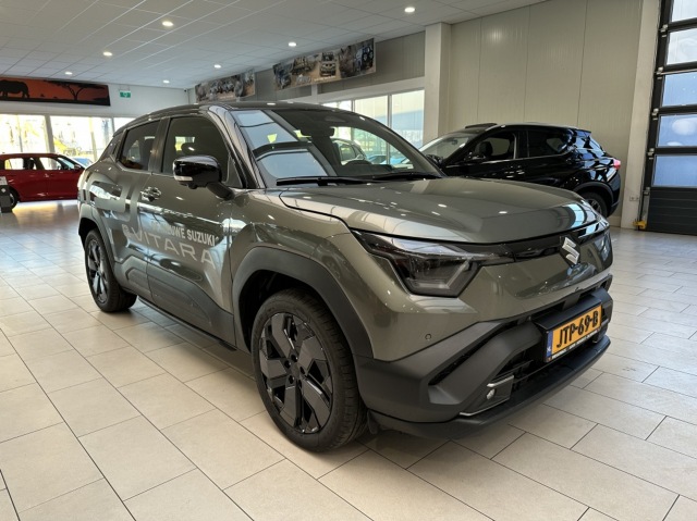 SUZUKI OVERIGE 61 kWh Style [ NU BIJ ONS IN DE SHOWROOM I 10 JAAR GARANTIE ], Wiegerinck B.V., Hengelo