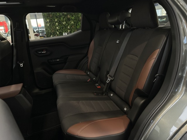 SUZUKI OVERIGE 61 kWh Style [ NU BIJ ONS IN DE SHOWROOM I 10 JAAR GARANTIE ], Wiegerinck B.V., Hengelo