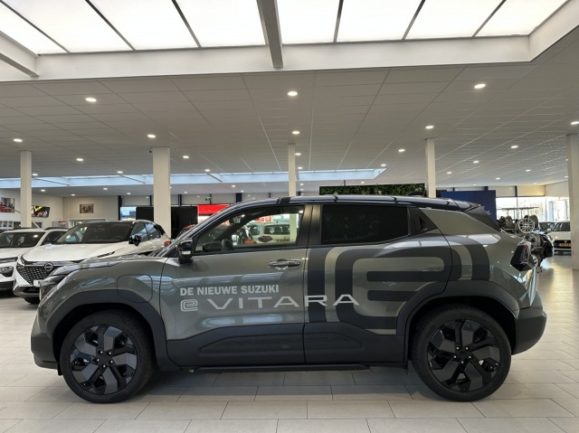 SUZUKI OVERIGE 61 kWh Style [ NU BIJ ONS IN DE SHOWROOM I 10 JAAR GARANTIE ], Wiegerinck B.V., Hengelo