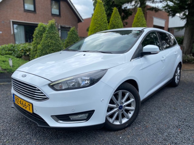 FORD FOCUS 1.5 TDCI TITANIUM Automaat Apple carplay ECC Keyless Parking assistant, Autobedrijf Rote, HAAKSBERGEN