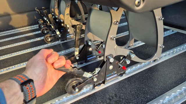 MERCEDES-BENZ SPRINTER Rolstoelbus 9-PERSOONS