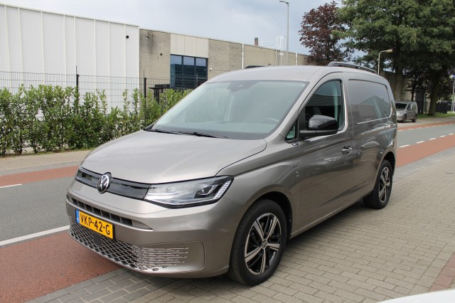 VOLKSWAGEN CADDY 1.5 TSI 1st Edition, Garage Autrac, Haaksbergen