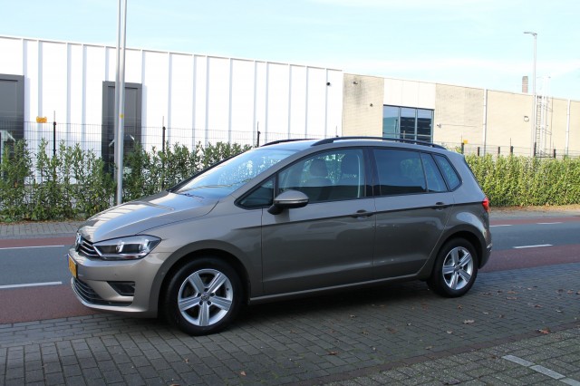 VOLKSWAGEN GOLF SPORTSVAN 1.4 TSi Highline, Garage Autrac, Haaksbergen