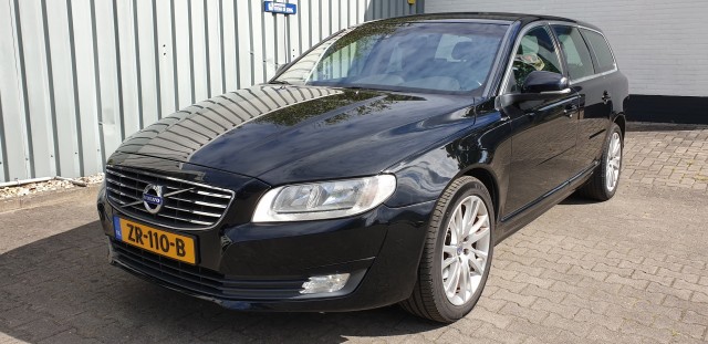 VOLVO V70 2.0 T5 Automaat 245 pk, Autoservice Thom de Jong, Delden