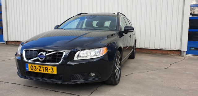 VOLVO V70 1.6 T4 LIMITED EDITION  , Autoservice Thom de Jong, Delden