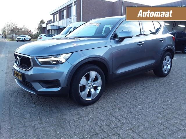 Volvo Xc40 - 2.0 T4 MOMENTUM 191 PK / TREKHAAK