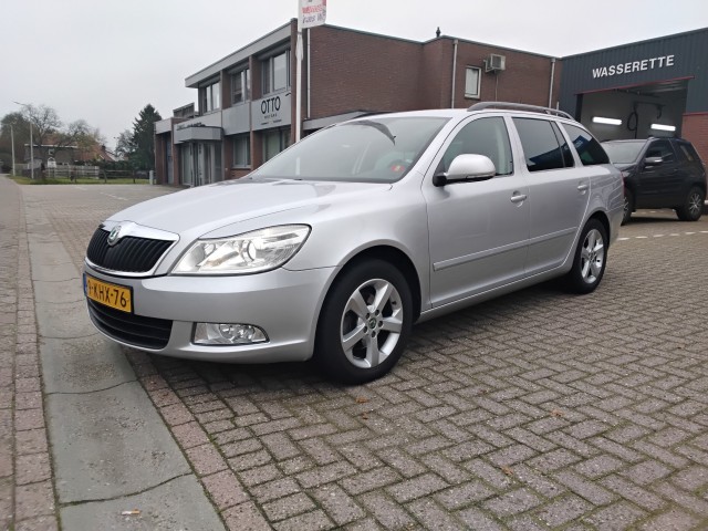 Skoda Octavia - 1.2 TSI ARCTIC / NAVI / PDC