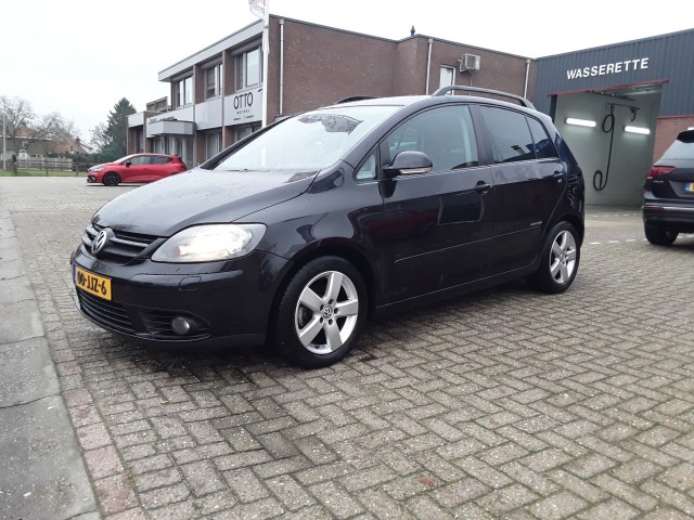 VOLKSWAGEN GOLF PLUS 1.6 102 PK COMFORTLINE-UNITED / AIRCO / C.C., Autobedrijf Frans Wolters, Enter