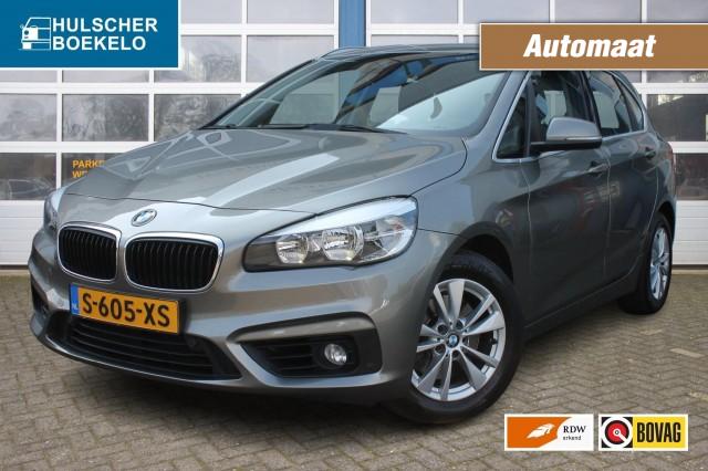 Bmw 2-serie - 218I ESSENTIAL  Automaat / Trekhaak / Stoelverwarming / Elecktr.