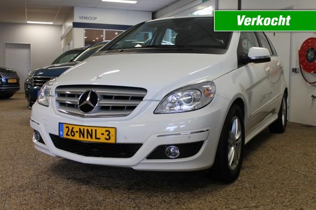 Mercedes-benz B-klasse - 160 BUSINESS CLASS.  Automaat / parkeersensoren voor en achter *