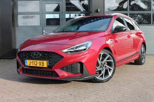 HYUNDAI I30CW 1.5 T-GDI MHEV NLINE   **NL-auto**   winterbanden set  , Auto Hulscher Boekelo B.V., Boekelo