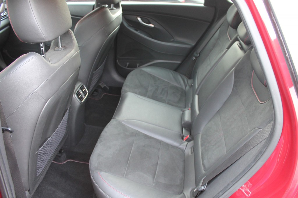HYUNDAI, I30