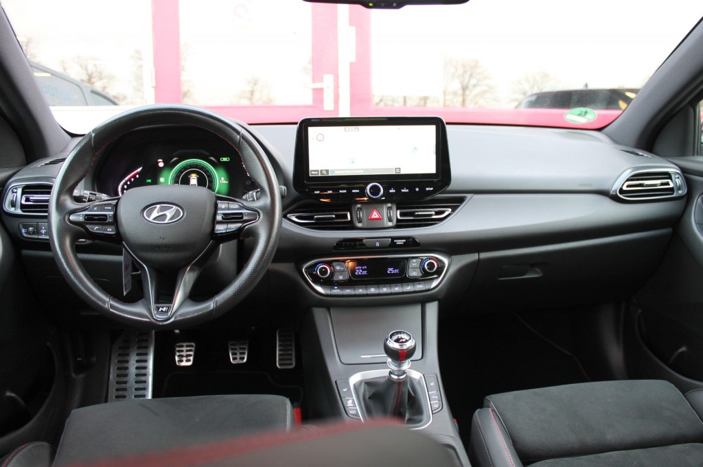 HYUNDAI, I30