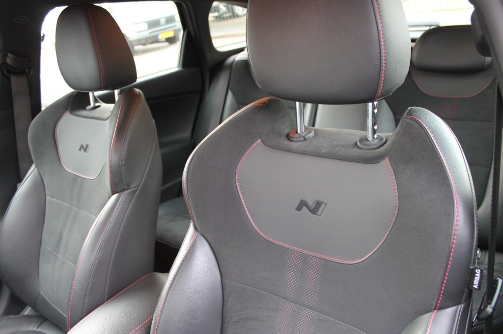 HYUNDAI, I30