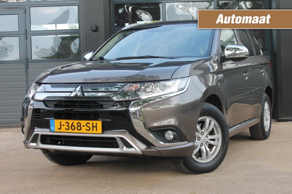 MITSUBISHI, OUTLANDER
