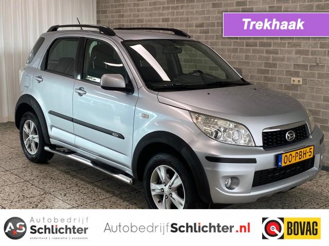 Daihatsu Terios - 1.5 2WD Trophy Trekhaak/ECC/Roofrails/LM-Velgen/EL-Ramen/C.V.