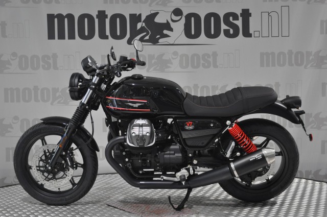 MOTO GUZZI V 7   STONE SPECIAL EDITION, Motor Oost, Enter