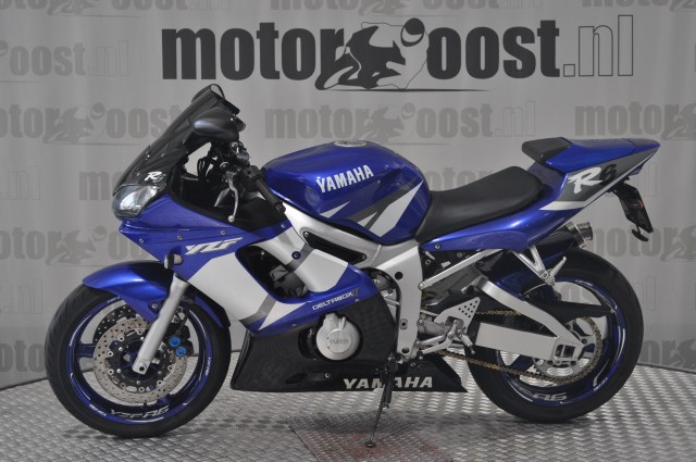 YAMAHA R6 , Motor Oost, Enter