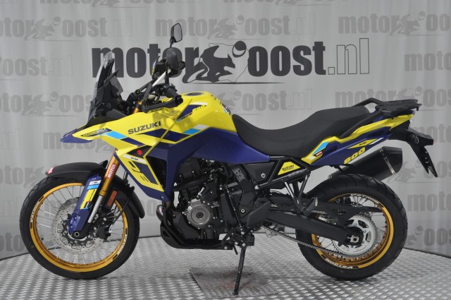 SUZUKI V-STROM 800 DE RALLY EDITION, Motor Oost, Enter