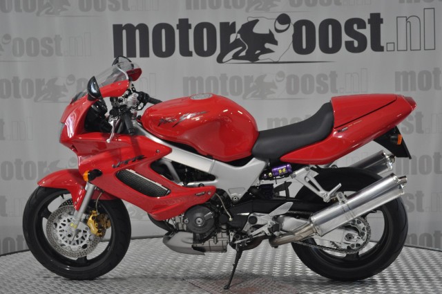 HONDA VTR 1000 F , Motor Oost, Enter