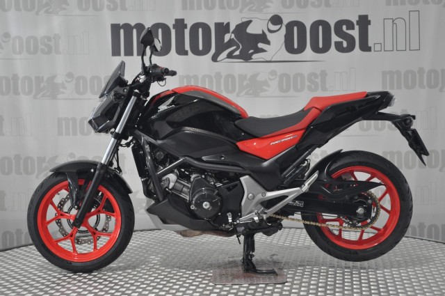 HONDA NC 750 SA   ABS , Motor Oost, Enter