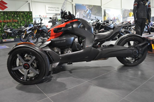 CAN AM RYKER 900  SPORT, Motor Oost, Enter