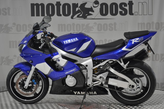 YAMAHA YZF   R6 , Motor Oost, Enter
