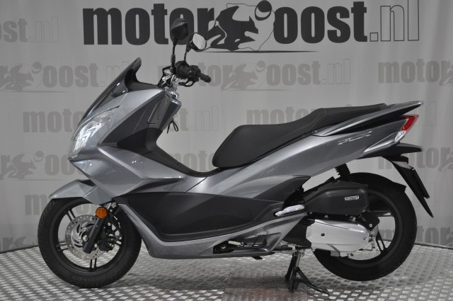 HONDA PCX 125 , Motor Oost, Enter