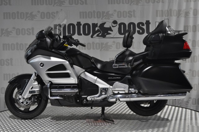 HONDA GL 1800 GOLDWING, Motor Oost, Enter