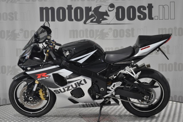 SUZUKI GSX-R 600 , Motor Oost, Enter