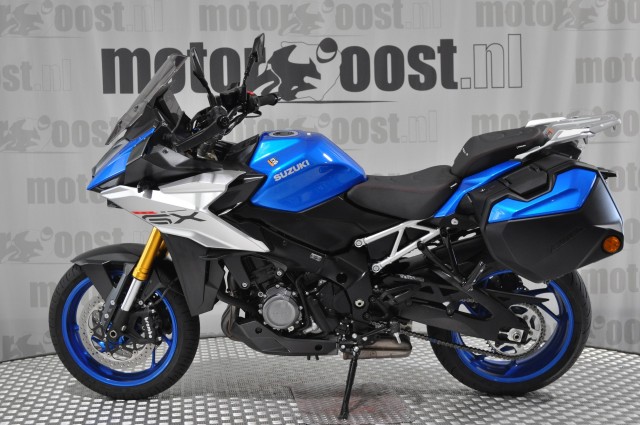 SUZUKI GSX-S1000 GX SPECIAL, Motor Oost, Enter