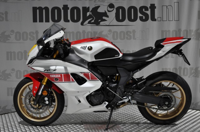 YAMAHA YZF-R7 60 TH WORLD GP ANNIVERSERY    A2 ( 35KW ), Motor Oost, Enter