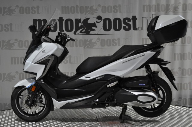 HONDA FORZA 350 LIMITED EDITION, Motor Oost, Enter