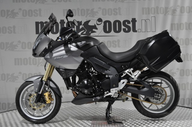 TRIUMPH TIGER 1050   ABS , Motor Oost, Enter