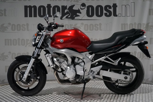 YAMAHA FZ 6 N , Motor Oost, Enter