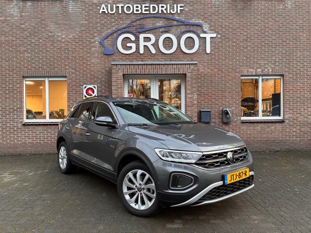 VOLKSWAGEN T-ROC 1.5 TSI 150PK AUTOMAAT! VIRTUAL DASH/LED/ADAP.CRUISE, Autobedrijf C. Groot B.V., De Heurne