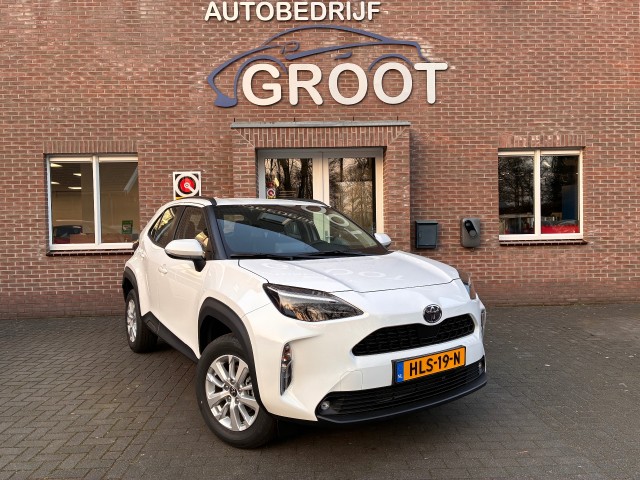 TOYOTA YARIS 1.5 HYBRID! NIEUW! AUTOMAAT/CAMERA/CARPLAY, Autobedrijf C. Groot B.V., De Heurne