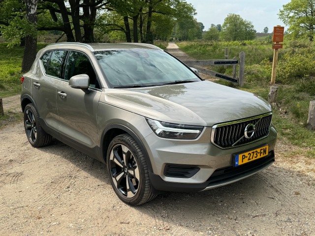 Volvo Xc40 - T4-PHEV-Sport Leer-20Inch-Pilot Assist-El.verst.st