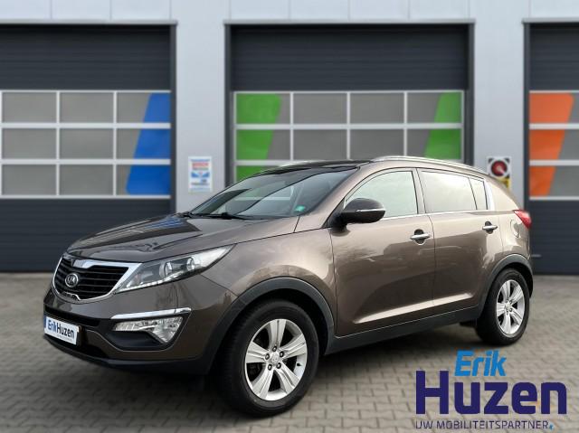 Kia Sportage - 2.0 X-ECUTIVE PLUS / APK / Cruise control / Parkeersensoren / Trekhaak