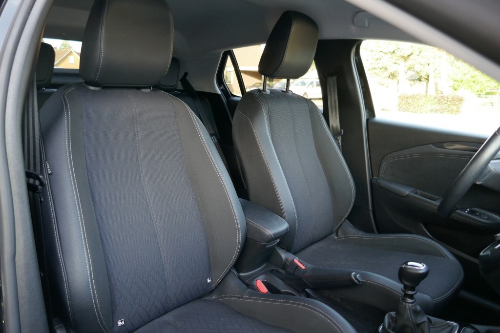 OPEL, CORSA