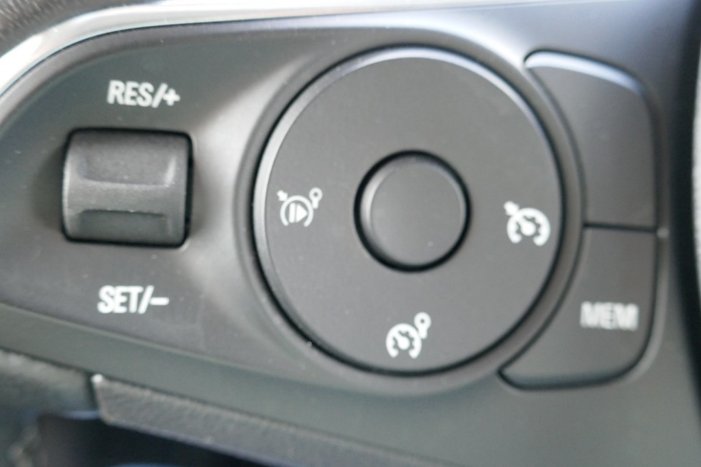 OPEL, MOKKA