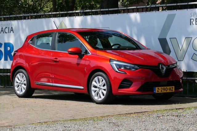 RENAULT CLIO TCe 130 EDC Automaat Intens, Garagebedrijf Bakker Apeldoorn B.V., Apeldoorn