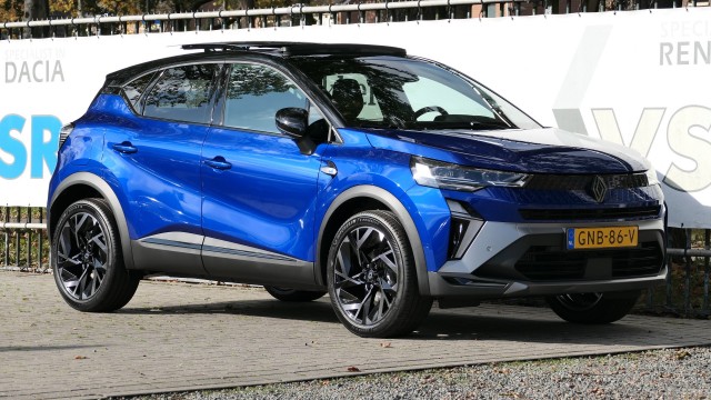 RENAULT CAPTUR TCe 160 EDC Automaat esprit Alpine, Garagebedrijf Bakker Apeldoorn B.V., Apeldoorn